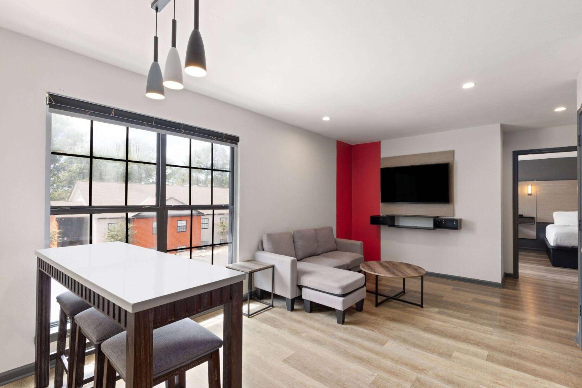 Ramada By Wyndham Studio Suites Ντόθαν Εξωτερικό φωτογραφία