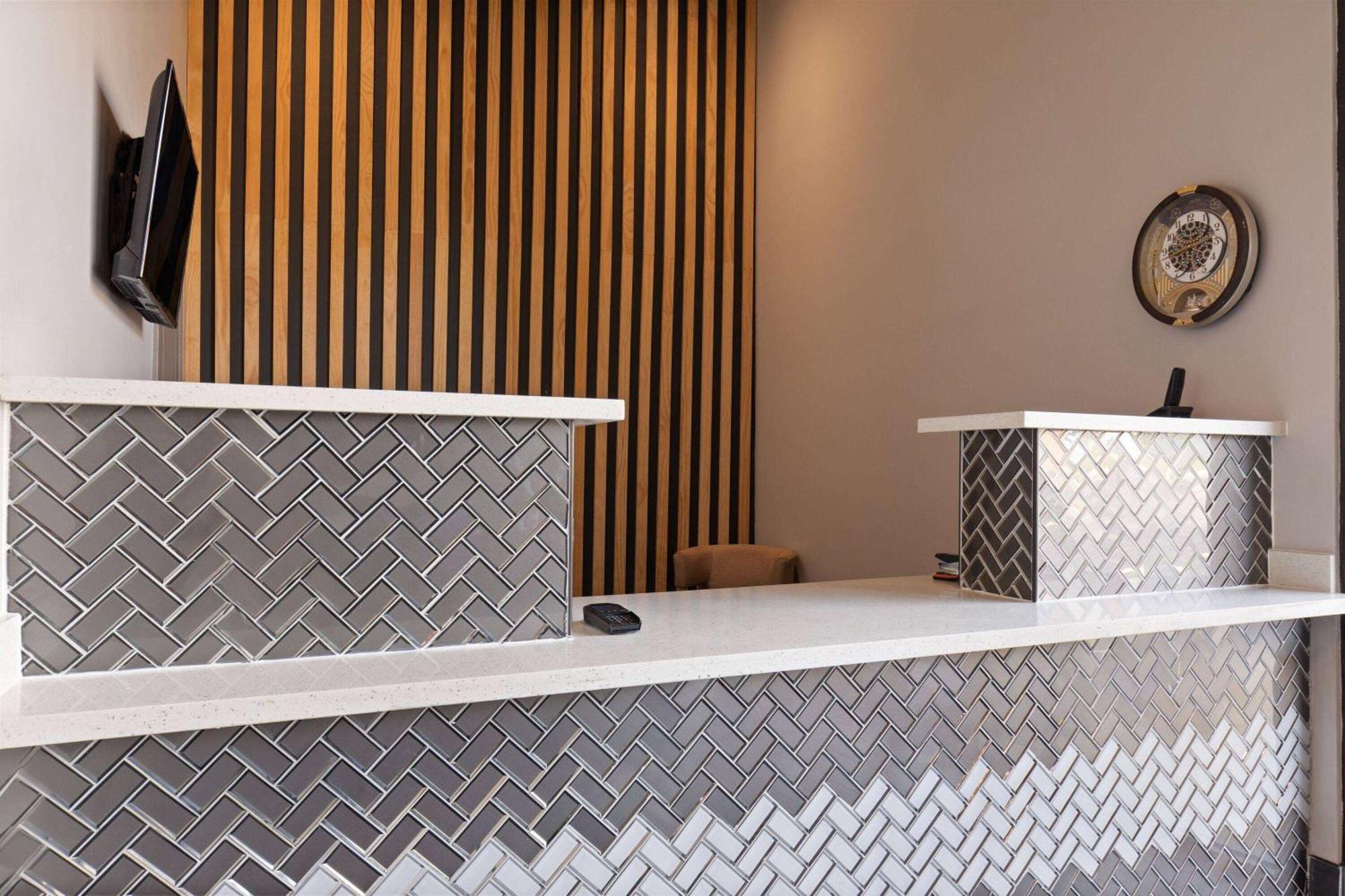 Ramada By Wyndham Studio Suites Ντόθαν Εξωτερικό φωτογραφία